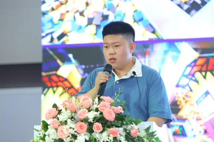 孟龙波.jpg