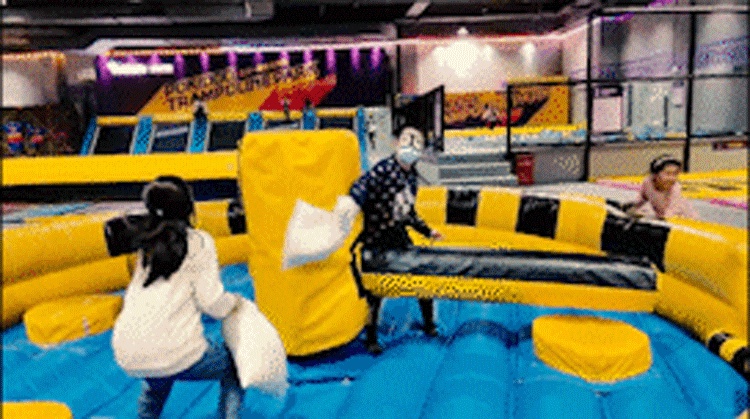 运动梦工场俄罗斯转盘.gif