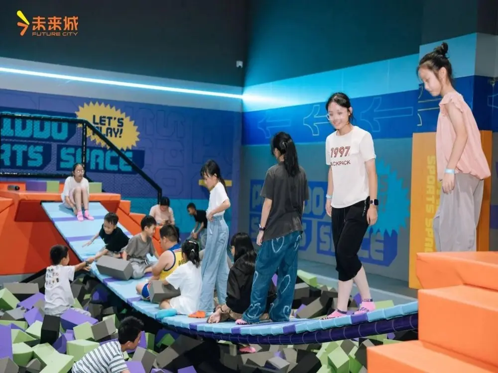 荡桥海绵池团队竞技