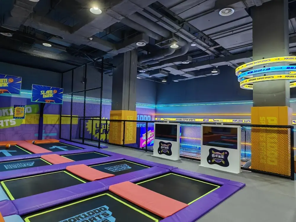 蜘蛛人、拍拍乐、灌篮和互动蹦床