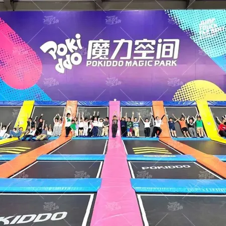 斜蹦面蹦床