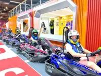 浅谈运动乐园商场店与工厂店在客群与经营状况上的差异